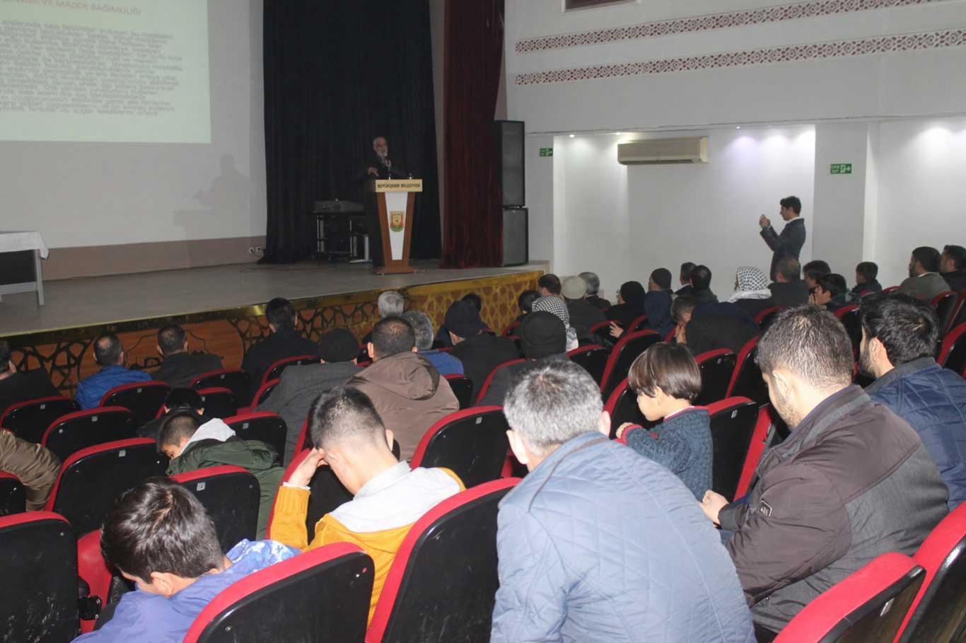 Şanlıurfa'da "Uyuşturucu Kullanımı ve Madde Bağımlılığı" konulu seminer düzenlendi 